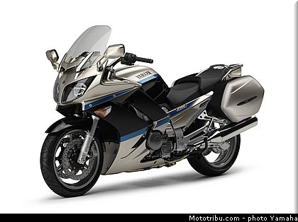 yamaha_2009_fjr_0002_as_006.jpg