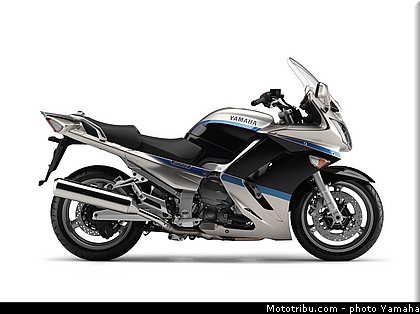 yamaha_2009_fjr_0002_as_019.jpg