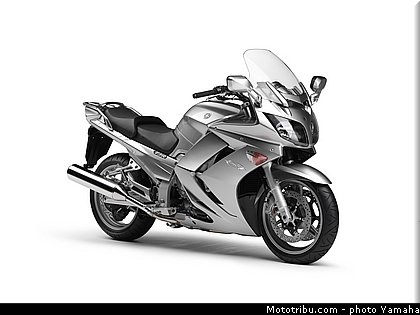 yamaha_2011_fjr_1300_a_001.jpg