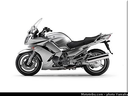 yamaha_2011_fjr_1300_a_004.jpg