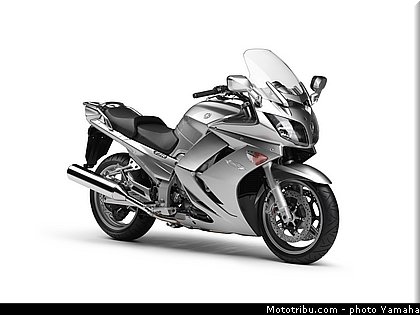 yamaha_2011_fjr_1300_as_001.jpg
