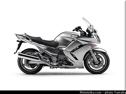 yamaha_2011_fjr_1300_as_003.jpg