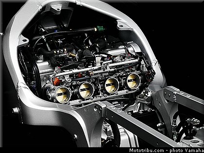 yamaha_2012_fjr_1300_a_015.jpg
