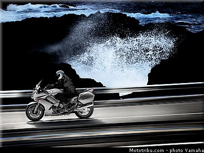 yamaha_2012_fjr_1300_as_002.jpg
