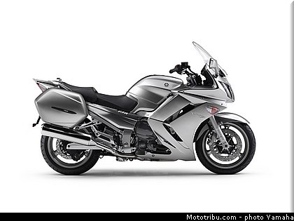 yamaha_2012_fjr_1300_as_004.jpg