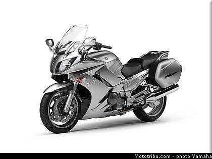 yamaha_2012_fjr_1300_as_006.jpg
