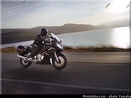 yamaha_2013_fjr_1300_a_003.jpg