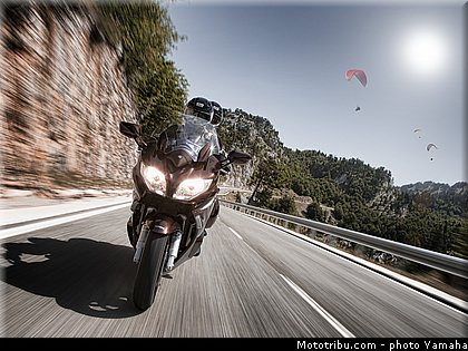 yamaha_2013_fjr_1300_a_004.jpg
