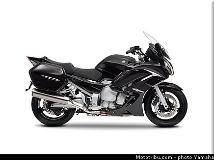 yamaha_2013_fjr_1300_a_010.jpg