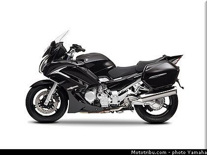 yamaha_2013_fjr_1300_a_011.jpg