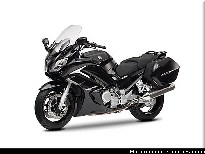 yamaha_2013_fjr_1300_a_031.jpg