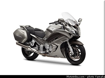 yamaha_2013_fjr_1300_a_039.jpg