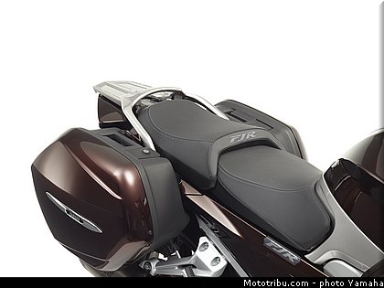 yamaha_2013_fjr_1300_a_060.jpg