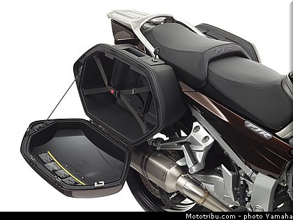 yamaha_2013_fjr_1300_a_063.jpg