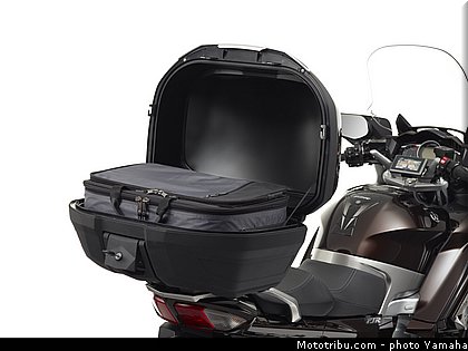 yamaha_2013_fjr_1300_a_067.jpg