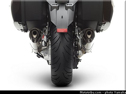 yamaha_2013_fjr_1300_a_081.jpg