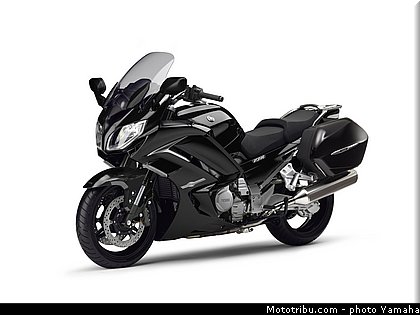 yamaha_2013_fjr_1300_as_004.jpg