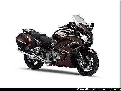 yamaha_2013_fjr_1300_as_005.jpg