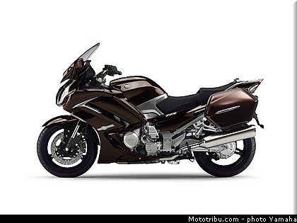yamaha_2013_fjr_1300_as_010.jpg