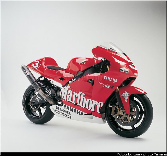 yamaha_yzr_m1_2002_6_motogp