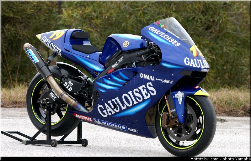 yamaha_yzr_m1_2003_008_motogp