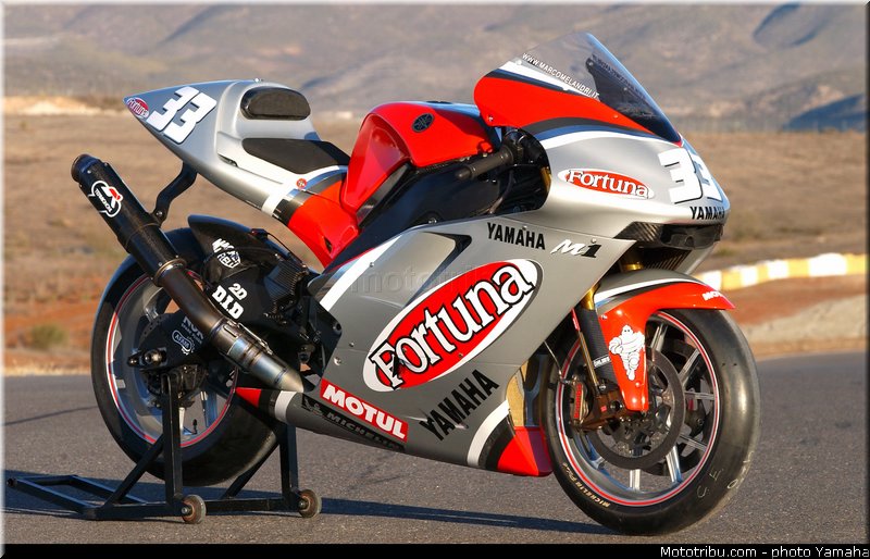 yamaha_yzr_m1_2003_014_motogp