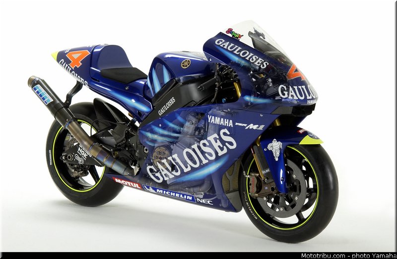 yamaha_yzr_m1_2003_029_motogp