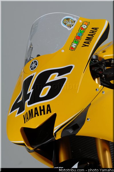 yamaha_yzr_m1_2005_06_motogp