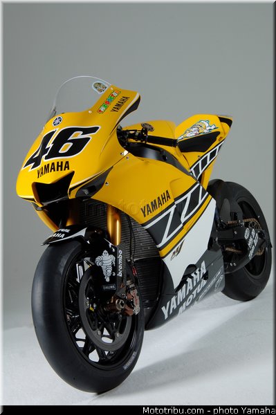 yamaha_yzr_m1_2005_29_motogp