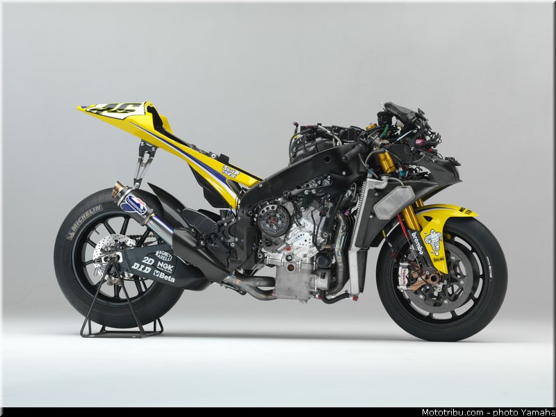 yamaha_yzr_m1_2006_01_motogp