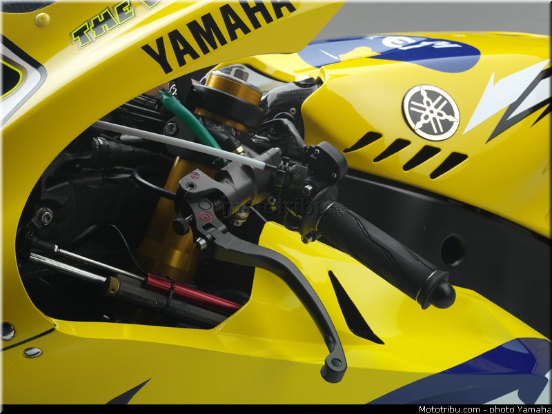 yamaha_yzr_m1_2006_09_motogp