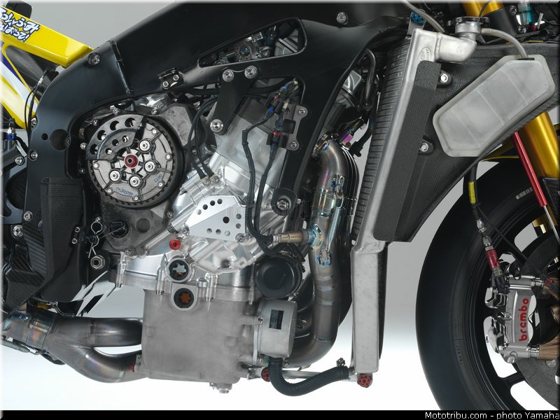 yamaha_yzr_m1_2006_18_motogp