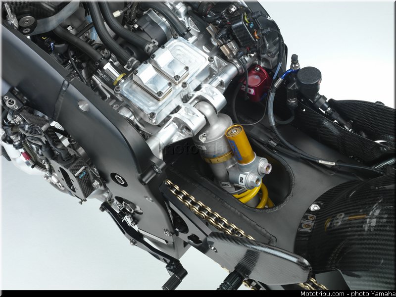 yamaha_yzr_m1_2006_21_motogp