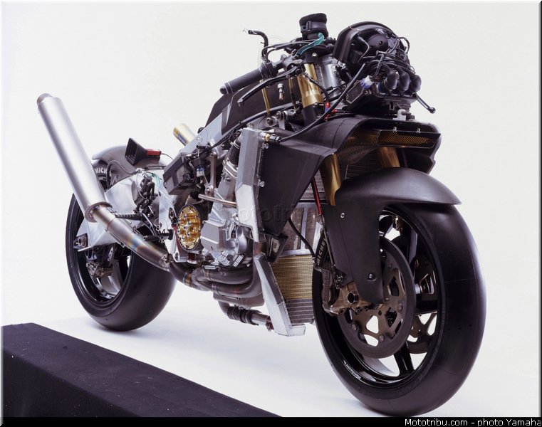 yamaha_yzr_m1_2006_31_motogp