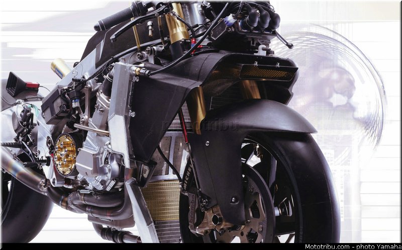 yamaha_yzr_m1_2006_54_motogp