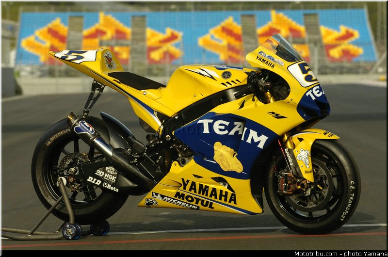 yamaha_yzr_m1_2006_65_motogp