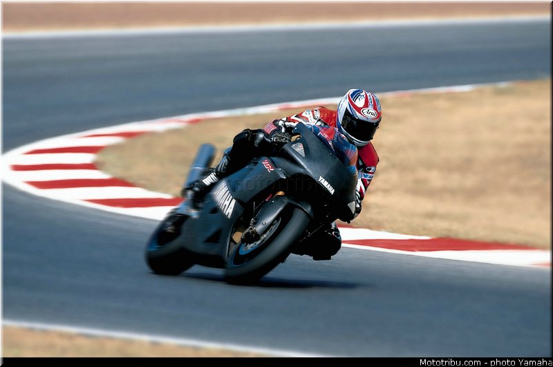 yamaha_yzr_m1_2006_67_motogp