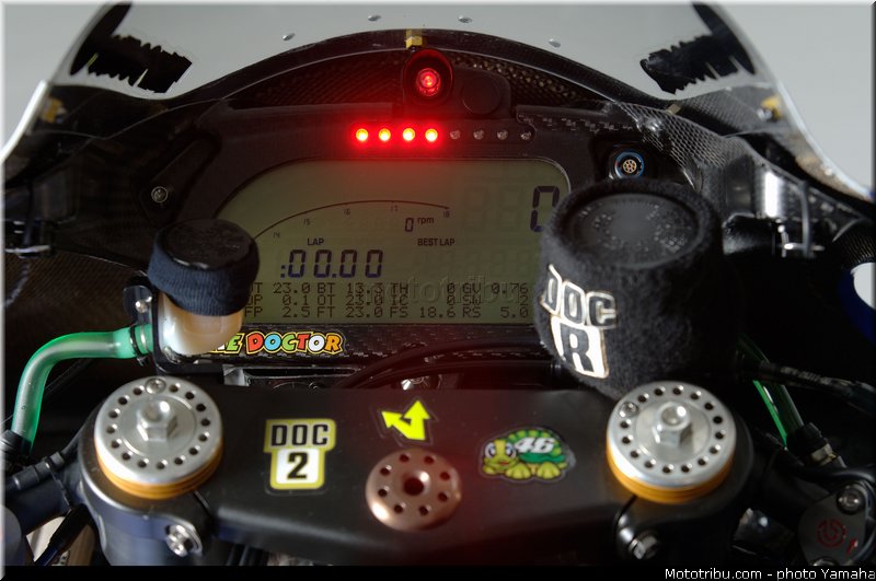 yamaha_yzr_m1_2007_15_motogp