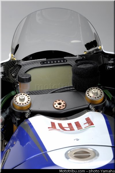 yamaha_yzr_m1_2008_02_motogp