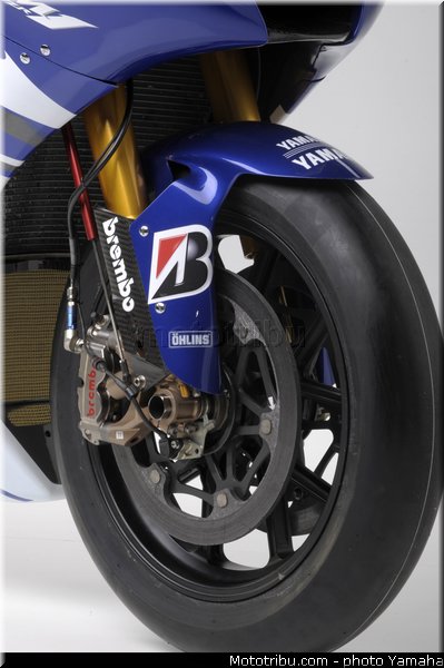 yamaha_yzr_m1_2008_09_motogp