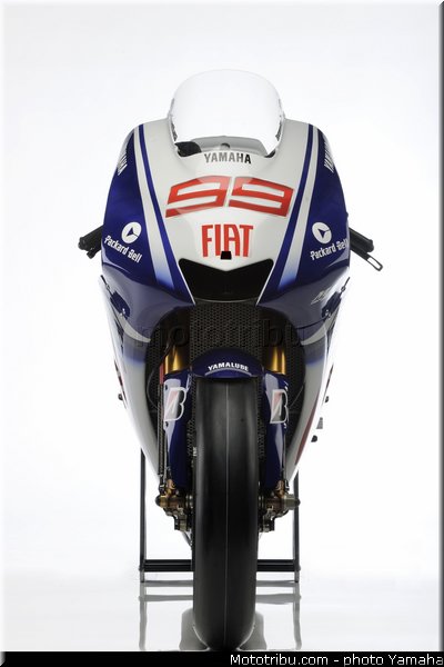 yamaha_yzr_m1_2009_10_motogp