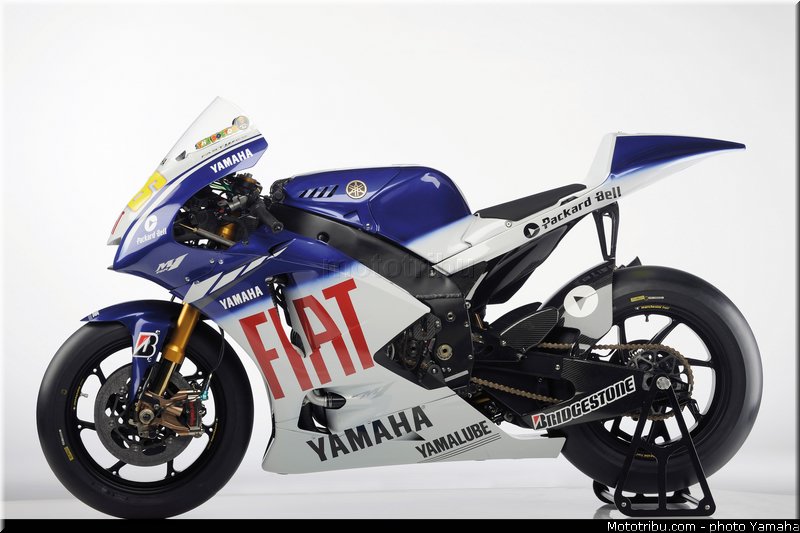 yamaha_yzr_m1_2009_13_motogp