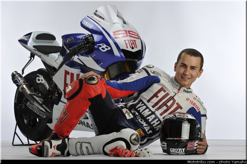 yamaha_yzr_m1_2010_1_motogp