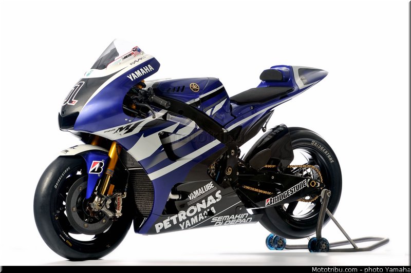 yamaha_yzr_m1_2011_02_motogp