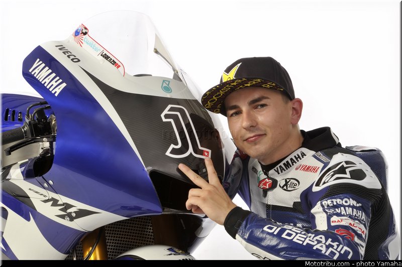yamaha_yzr_m1_2011_03_motogp