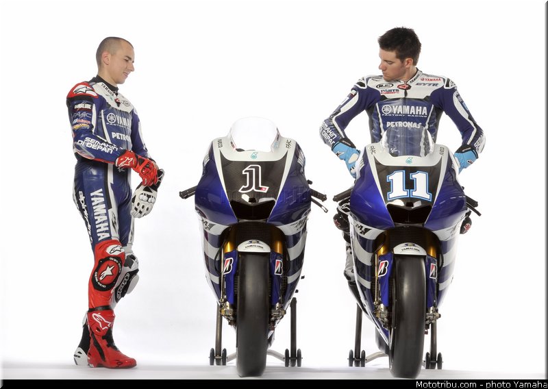 yamaha_yzr_m1_2011_07_motogp