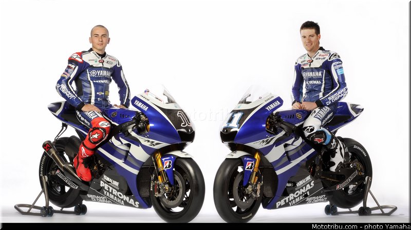 yamaha_yzr_m1_2011_10_motogp