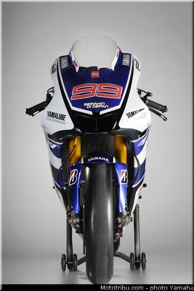 yamaha_yzr_m1_2012_13_motogp