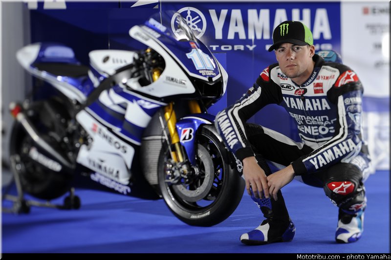 yamaha_yzr_m1_2012_14_motogp