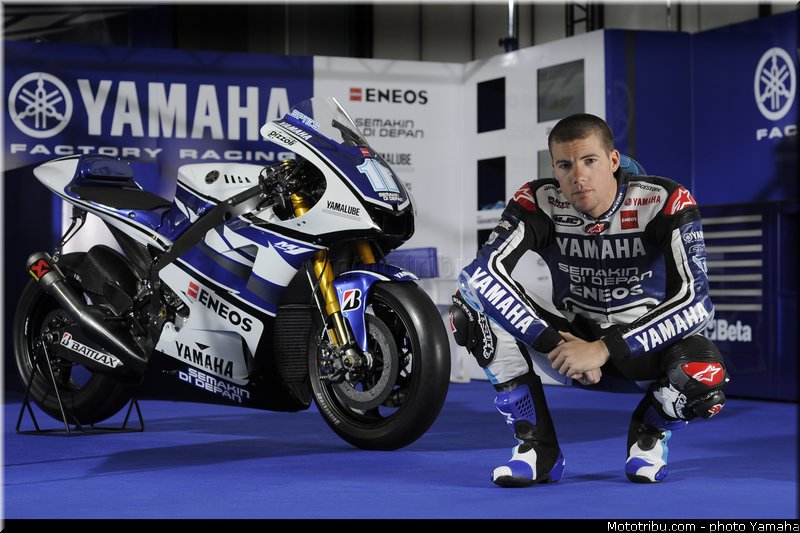 yamaha_yzr_m1_2012_17_motogp